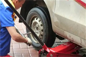 广陵附近拖车24小时服务热线电话