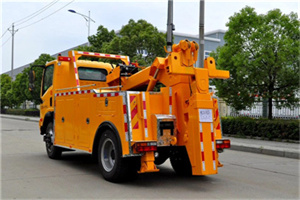 广陵高速路拖车费