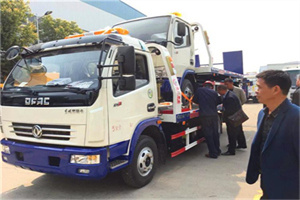 广陵汽车道路救援拖车价格